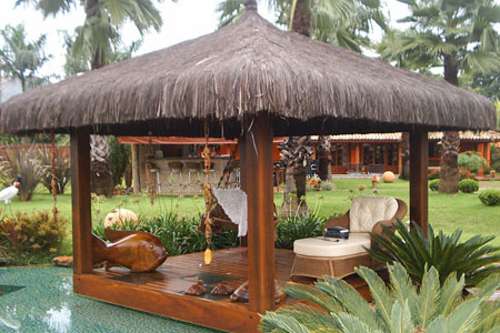 Bangalô e Gazebo para piscina e jardim Bangalô e Gazebo madeira eucalipto tratado autoclave autoclavado telhado cabana estrutura kioski rustico bangalo gazebo Modelos Preço m2 Campinas Valinhos Vinhedo Paulínia Indaiatuba